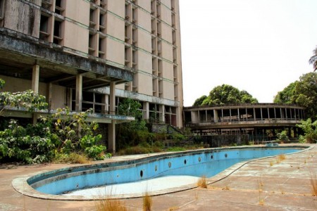 12 Most Creepy Abandoned Hotels For Lovers Of Abandoned Places-17