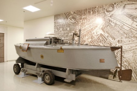 38 Most Amazing Spy Gadgets From The Cold War Era