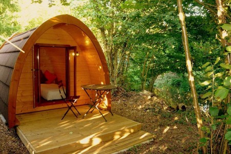 10 Dream Like Wooden Cabins Give New Look To Your Garden-8