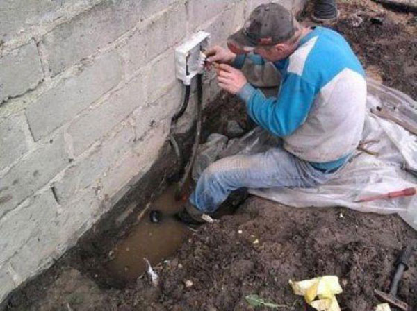 25 Examples Of Worst Engineering Safety Practices