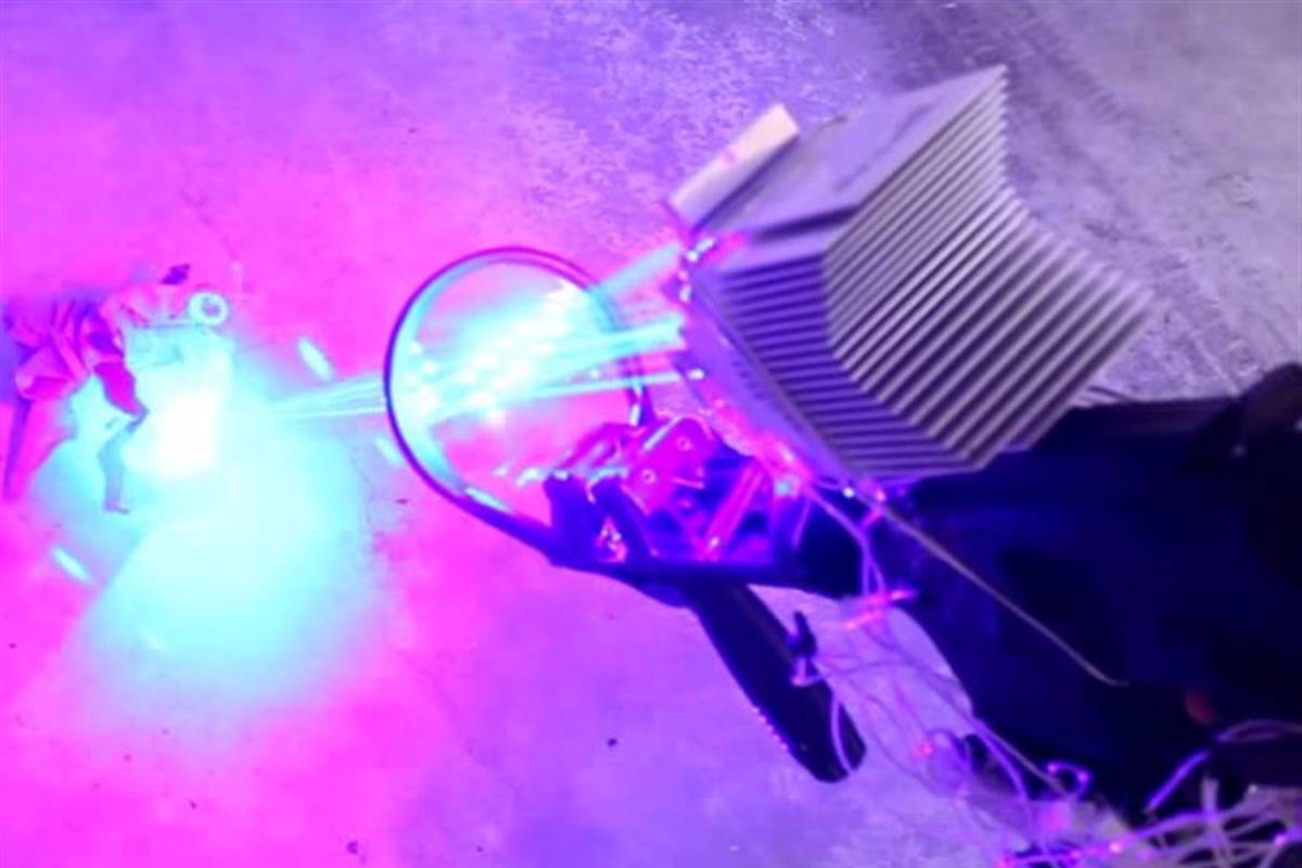 Most Powerful And Deadly DIY 'Laser Shotgun' Destroys The Household Items-2