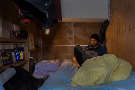 Stunning Images Of People Living In Very Small Rooms In Japan-4