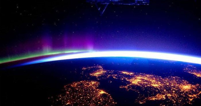 18 Mindblowing Snaps Of The Planet Earth From Space