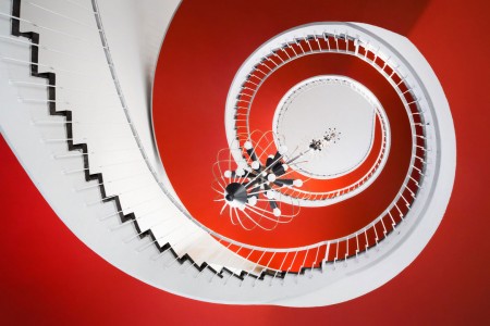 30 Absolutely Mesmerizing Spiral Staircase Designs From Around The World-10