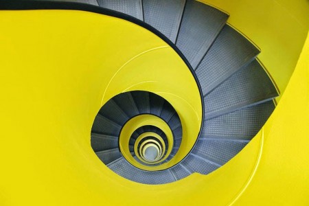 30 Absolutely Mesmerizing Spiral Staircase Designs From Around The World-23