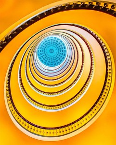 30 Absolutely Mesmerizing Spiral Staircase Designs From Around The World-6