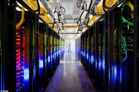 Google Gives A Rare Glimpse Into Its Gigantic Network Infrasture Used To Provide Its Various Services-5