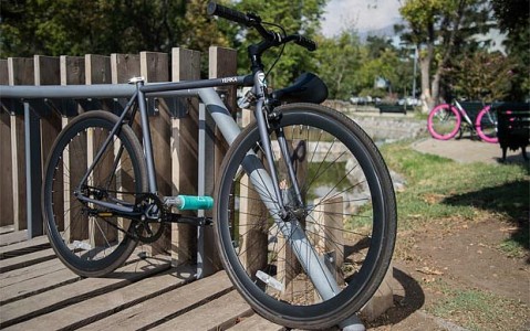 This Virtually 'Unstealable Bike' Does Not Require External Lock-1