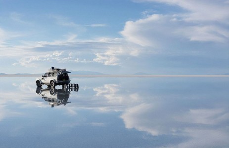 The Incredible Beauty of Salt Desert Transformed Into Gigantic Mirror-6