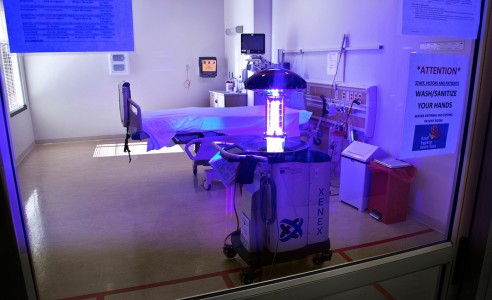 These Intelligent Robots Would Use Ultraviolet Light To Kill Germs In Hospitals-3