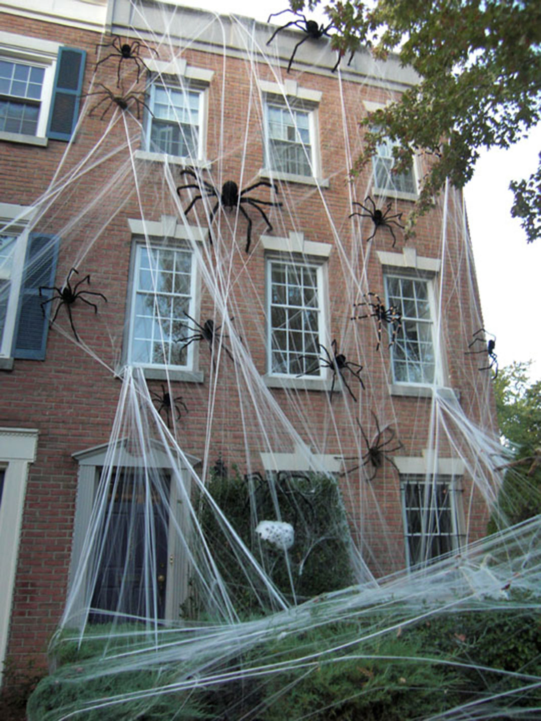 45 Halloween Decorations That Convert Homes Into Real Horror Meuseums