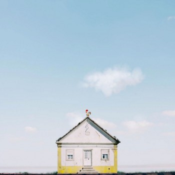 26 Lonely Houses Around The World That Are A Small Paradise--7