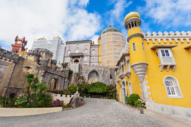 Discover Sintra-Portuguese City Where Beautiful Architecture Perfectly Coexists With Nature--2