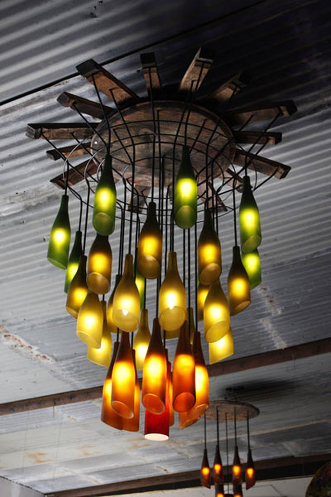 29 Ideas To Help You Recycle Your Glass Bottles Cleverly