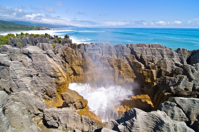 Pancake Rocks-The Amazing Rocky Structures Sculpted By Ocean Waves--18