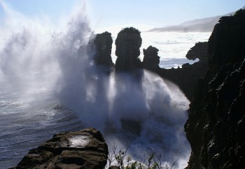 Pancake Rocks-The Amazing Rocky Structures Sculpted By Ocean Waves--3