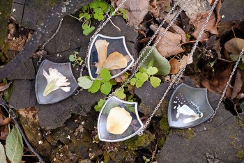 This Beautiful Jewelry Carefully Preserves The Beauty Of Nature--2