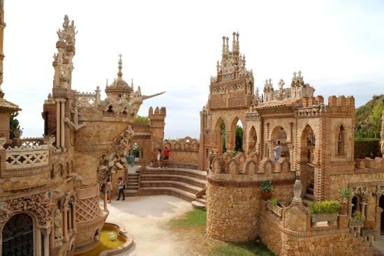 The 5 Most Magical Spanish Castles