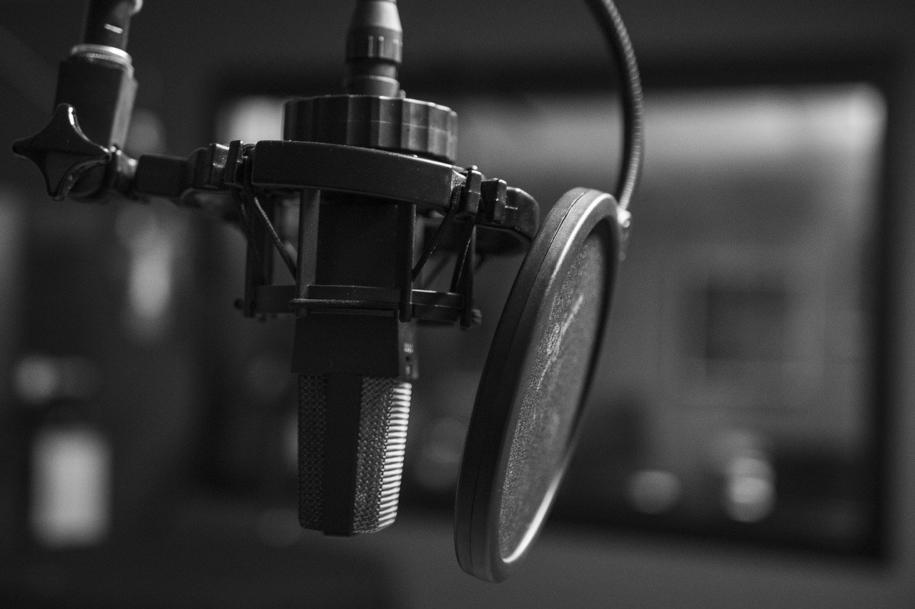 6 Ways to Make Money From a Small Podcast